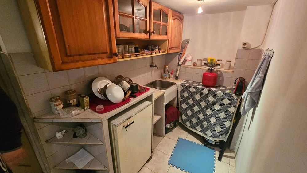 1849-Продава се двуетажна тухлена къща в кв. Бели Лом!