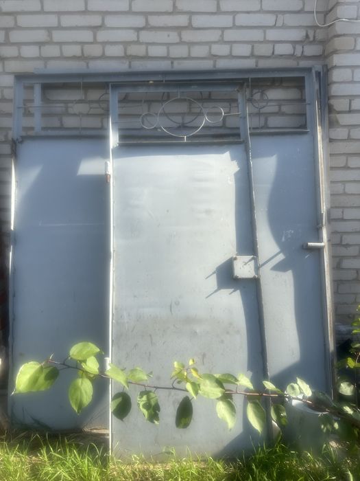 Продам ворота и калитку