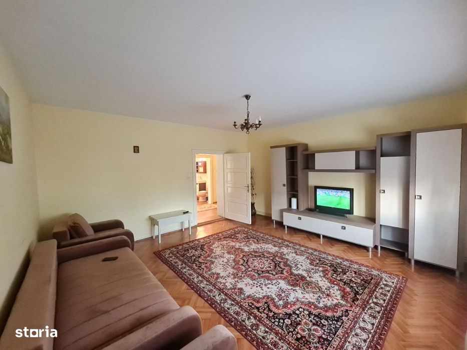 Inchiriez casa zona Trei Stejari-G.Enescu