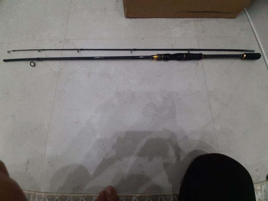 Рыбалкаға заттар сатылады