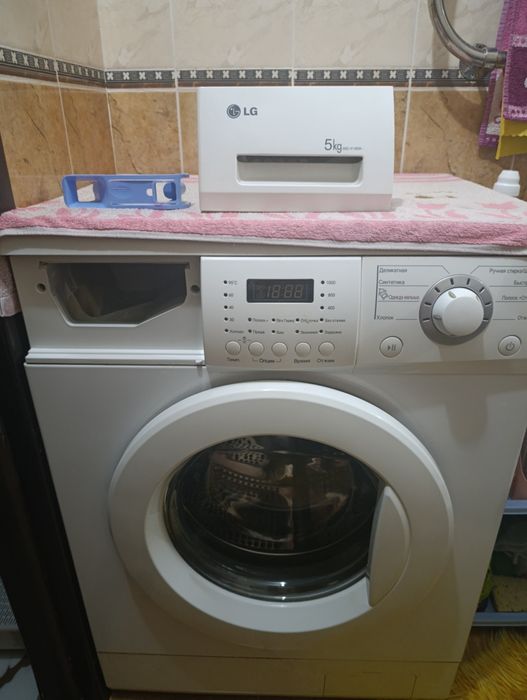 Продам стиральную машину lg в хорошем состоянии