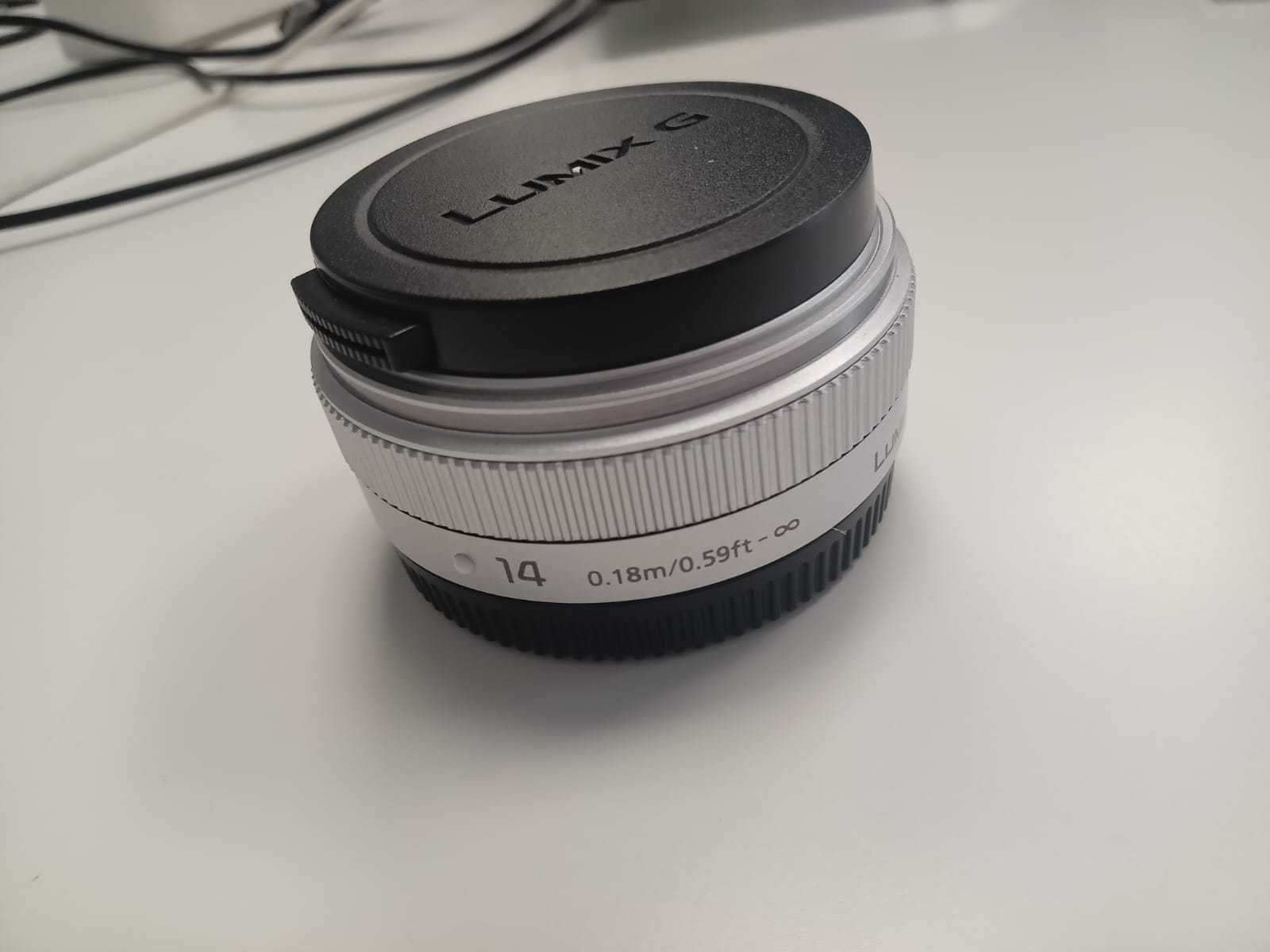 Panasonic Lumix H-H014A Obiectiv superangular cu distanţă focală fixă