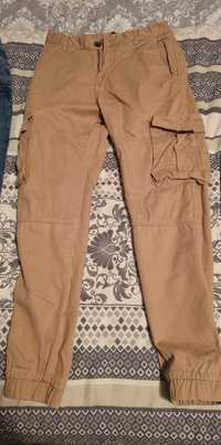 Pantaloni Second hand