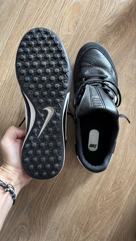 Nike Premier 3 TF