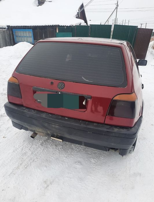 Продам срочно гольф 3