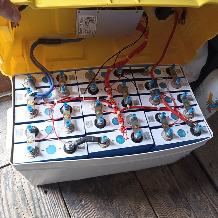 Vând baterie fotovoltaice