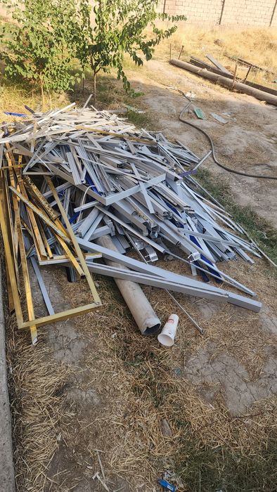 Metallom olamiz xar xil alyumin alkafon metallolom alumin atxodlar