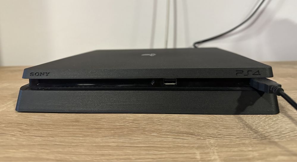 PlayStation PS4 1TB