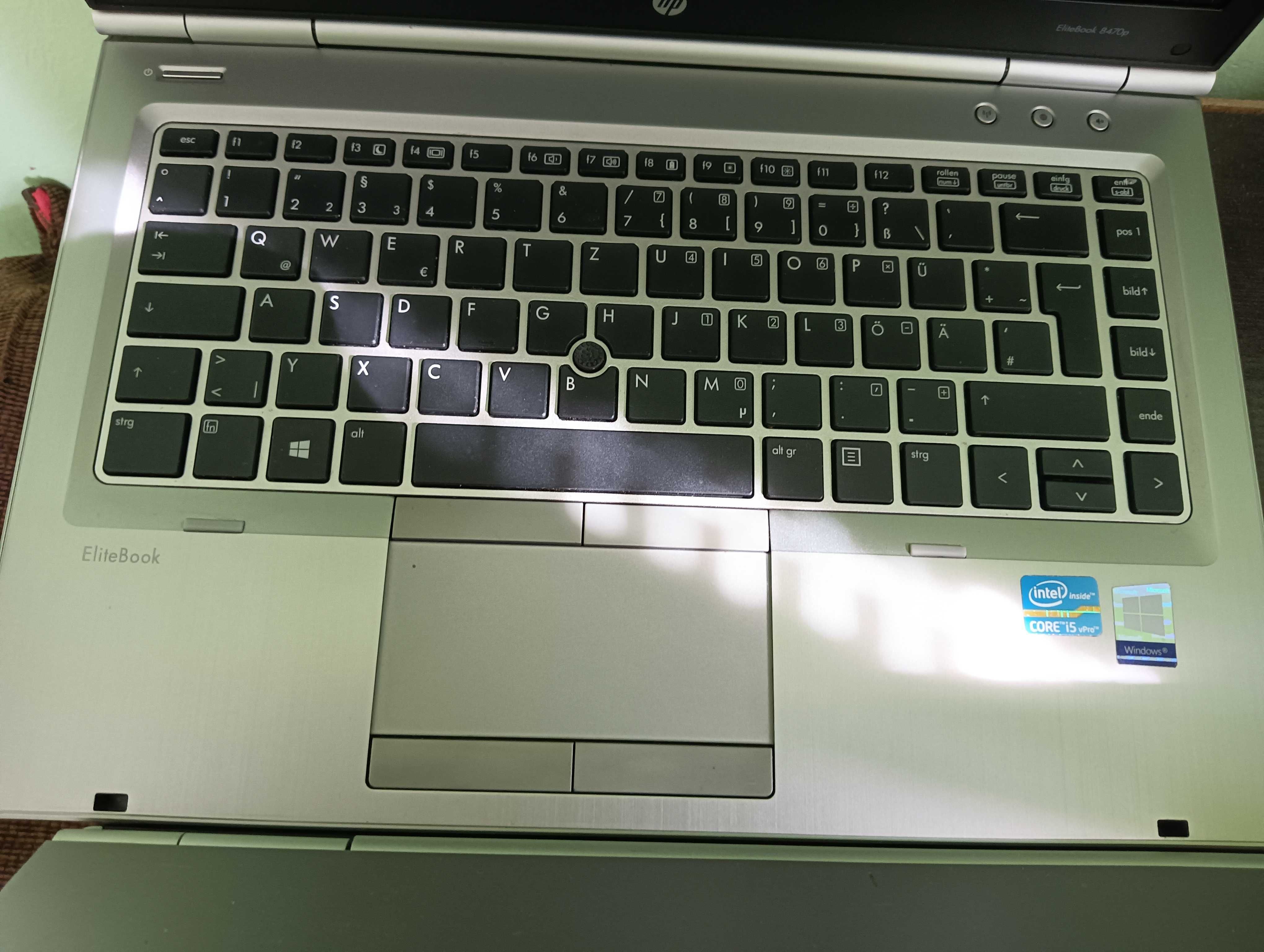Hp elite book 8570p 4броя