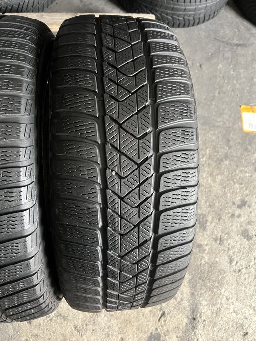 2 anvelope iarna 205/55/16  Pirelli 5.7 mm!