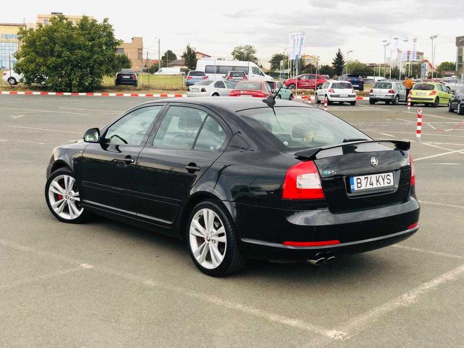 Pentru PRETENTIOSI !Skoda Octavia VRS