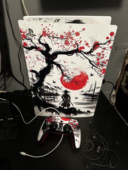 PlayStation 5 дисков + един контролер