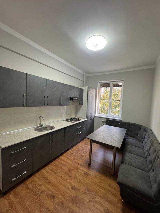 Новастройка Гулзор
Кўкча масжид 2/1/5 Тоха Уй 46 м² кадастр бор Срочно