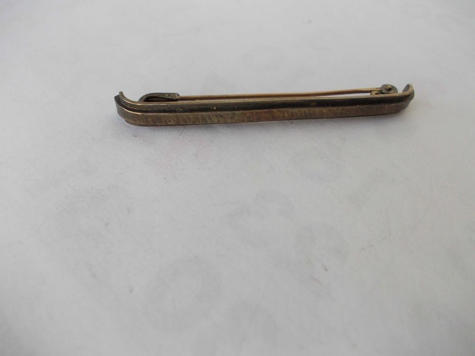 Brosa veche din argint