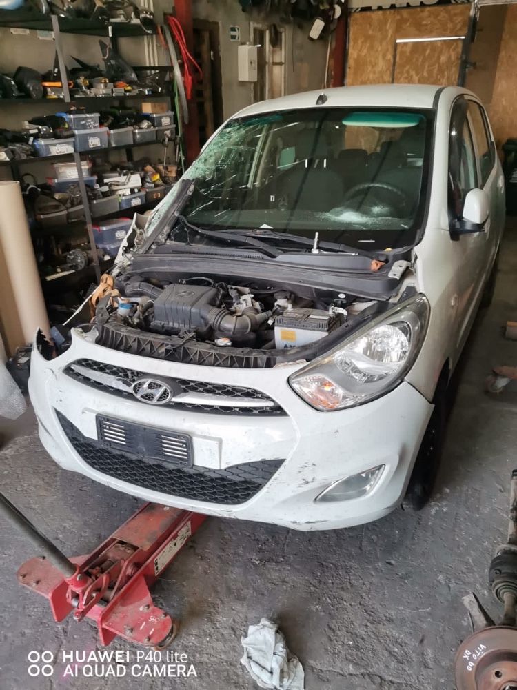 Dezmembrez hyundai i10 din 2012