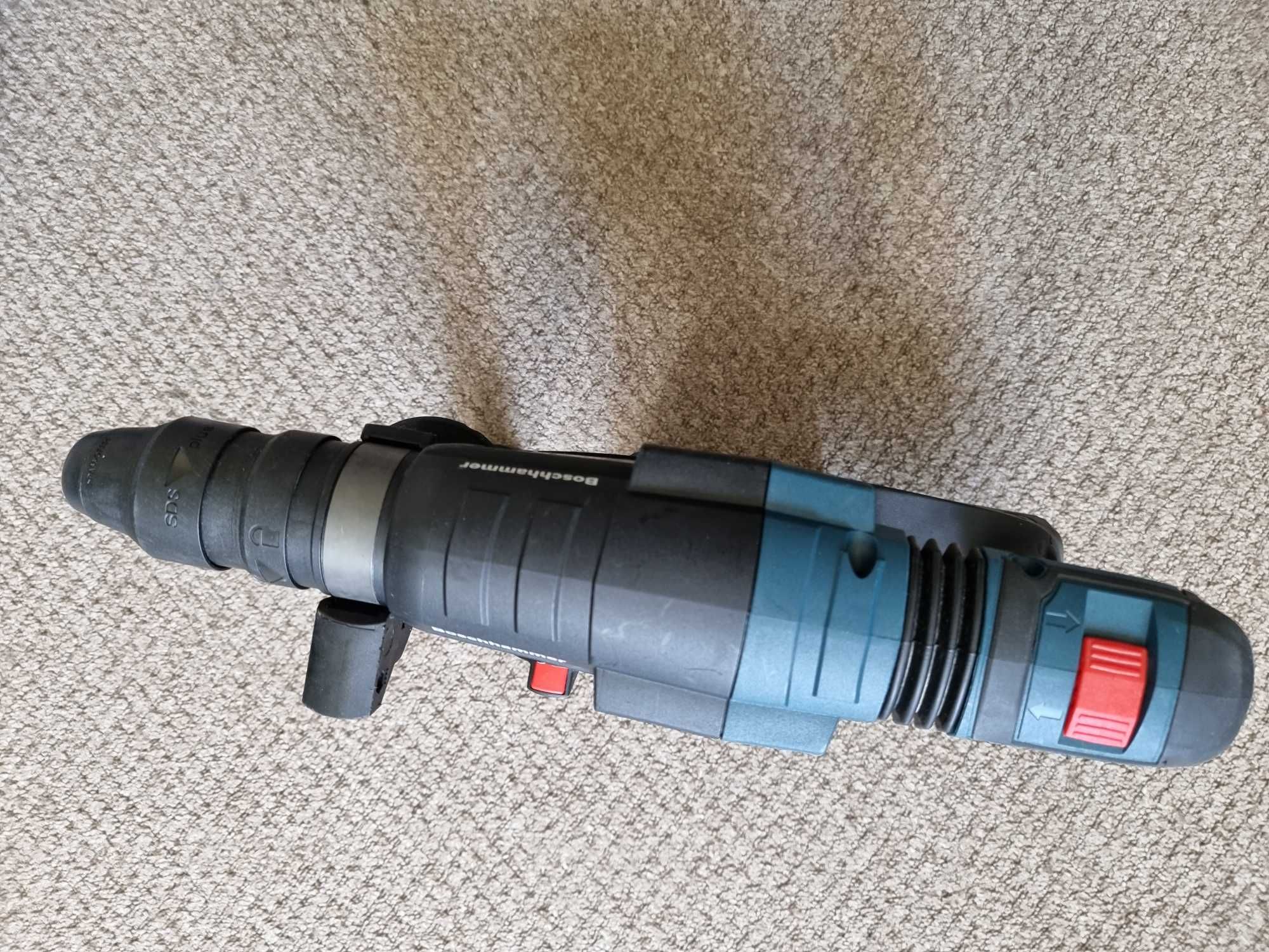 Безчетков перфоратор Bosch GBH 18V 26 F