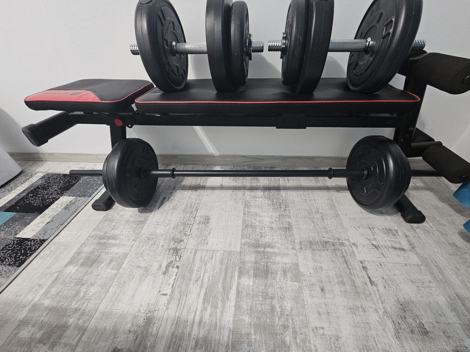 Gantere/ bara greutati + 60 kg greutati + banca pliabila exercitii