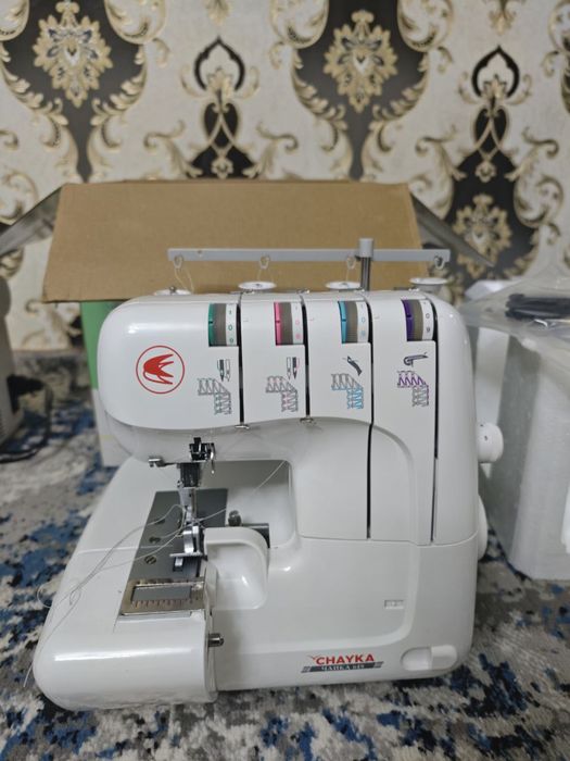 Продам Оверлок в отличном состоянии