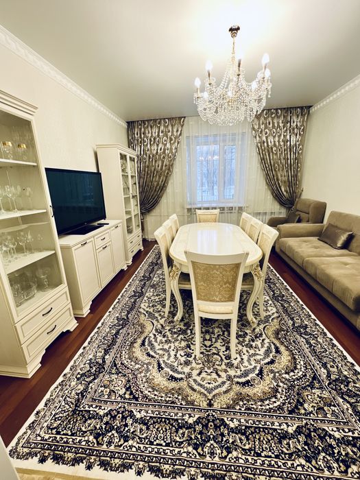 Продам 3 ком квартиру Шахтерская 32а