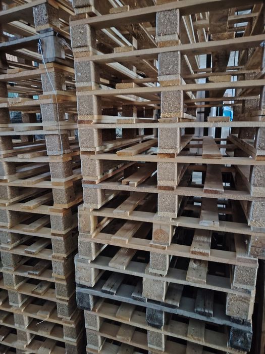 Paleți non euro de vânzare