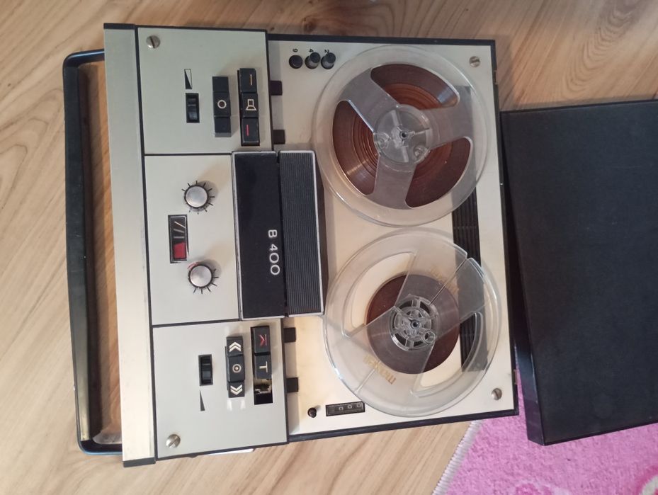 Magnetofon Tesla B 400