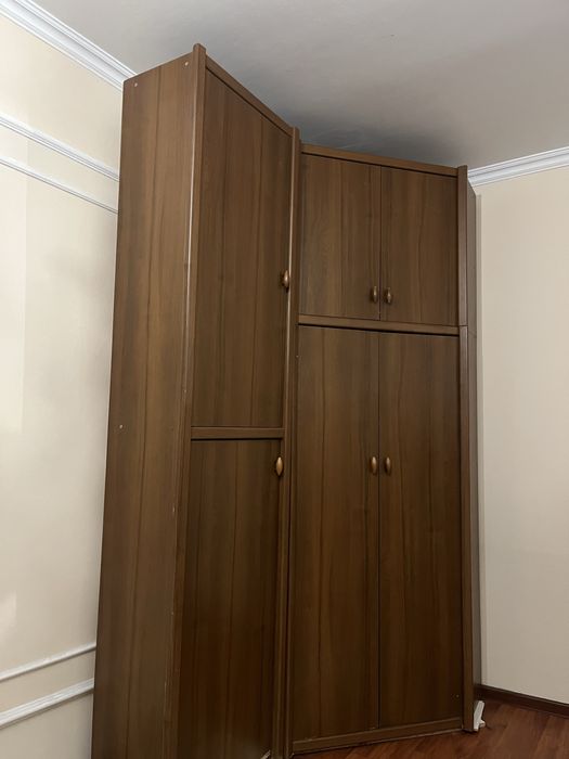 Срочно продам шкаф шифонер