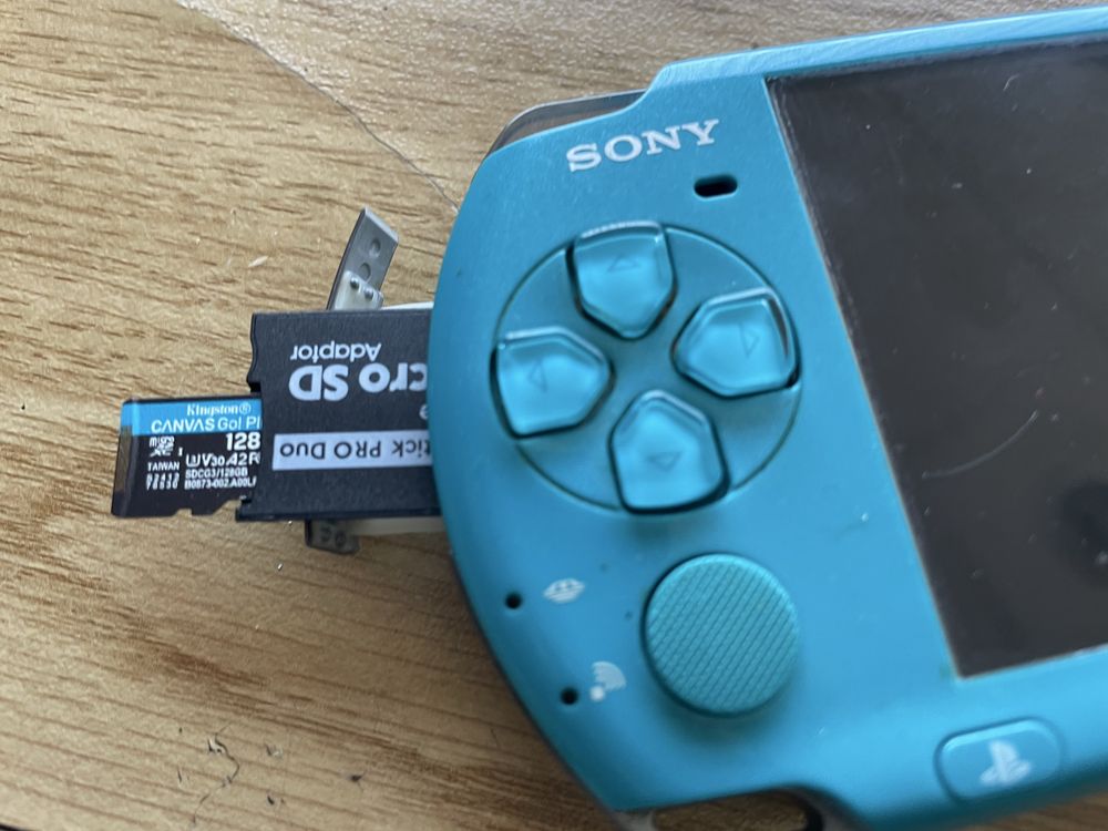 PSP-3004 128gb.