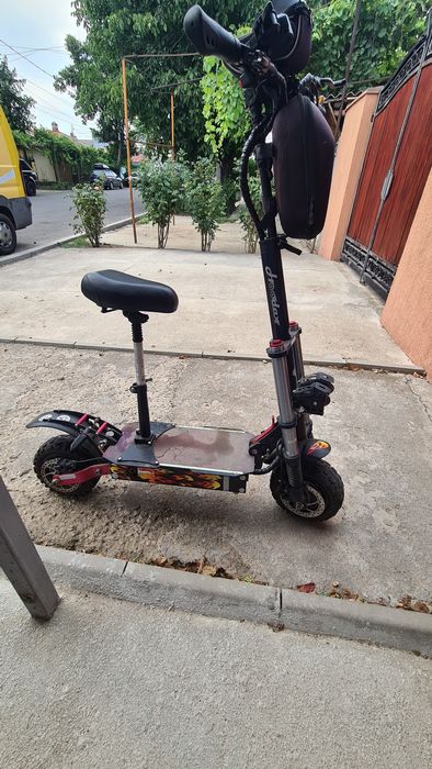 Vand trotineta hoodax 5600w 2 motoare