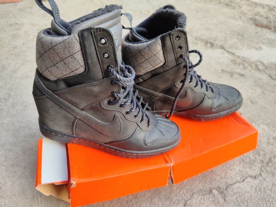 Продам высокие батинки