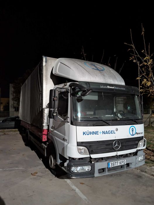 Vând Mercedes actros