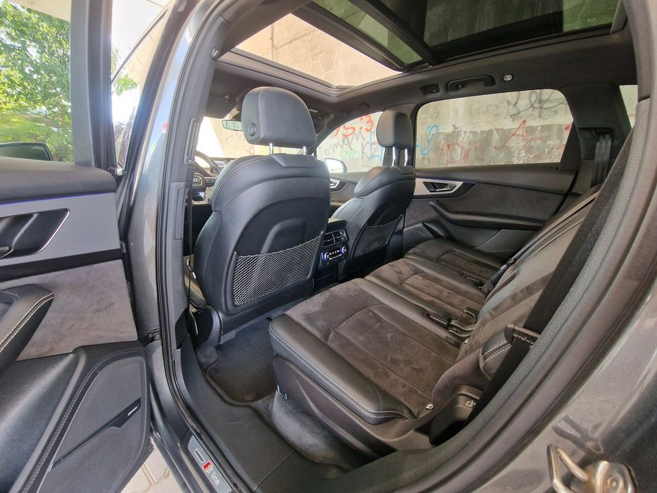 AUDI Q7 3XS-Line 3.0D Bose,Panoramic,Full Led,Bord Digital,Soft close,