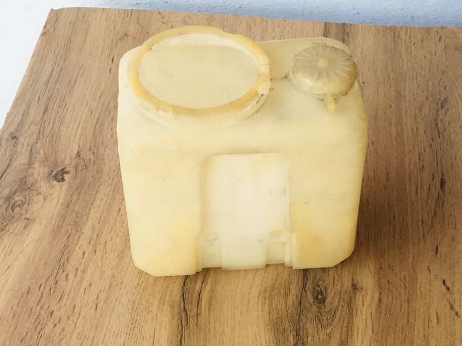 Бачок от газ 24