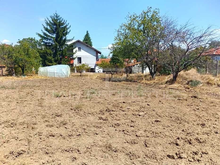 Продава се Къща в Асеновград - 1300 кв.м за 58 €/кв.м - Снимка #4