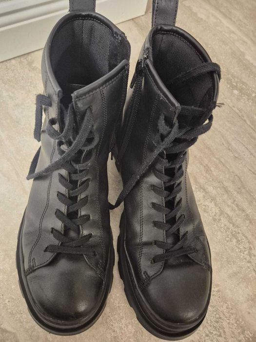 Ghete CAMPER 40 impecabile