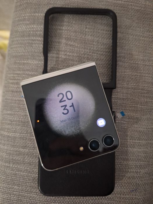 Samsung Galaxy Z Flip 5
