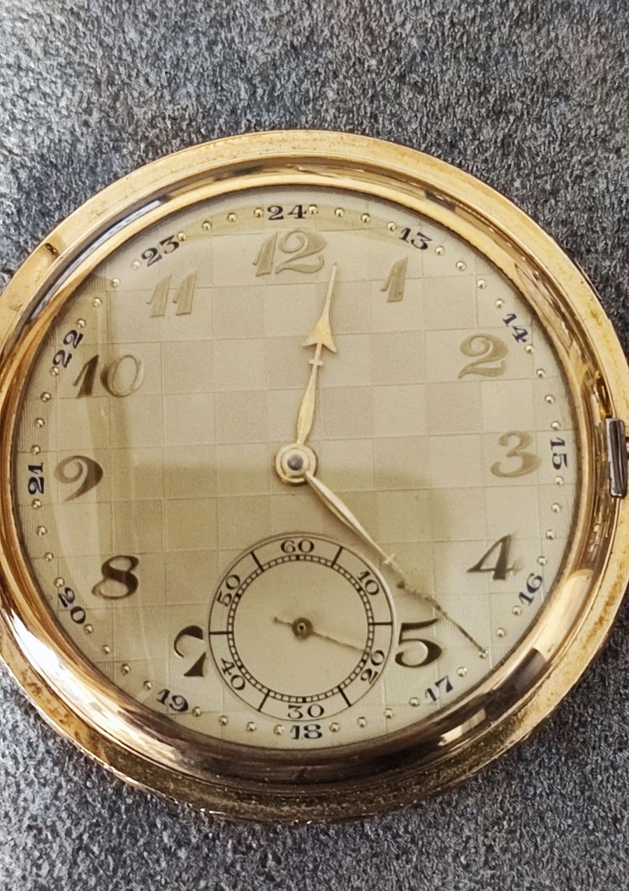 Часовник джобен стар 40 мик