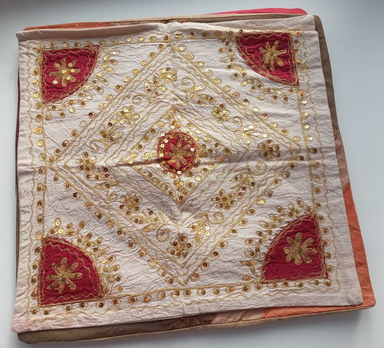 продам чехлы декоративные цена за все