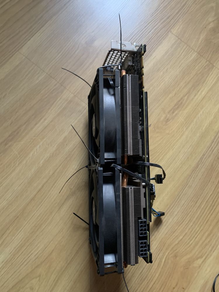 Геймърска видеокарта Inno 3D 1080ti 11gb - отлично състояние