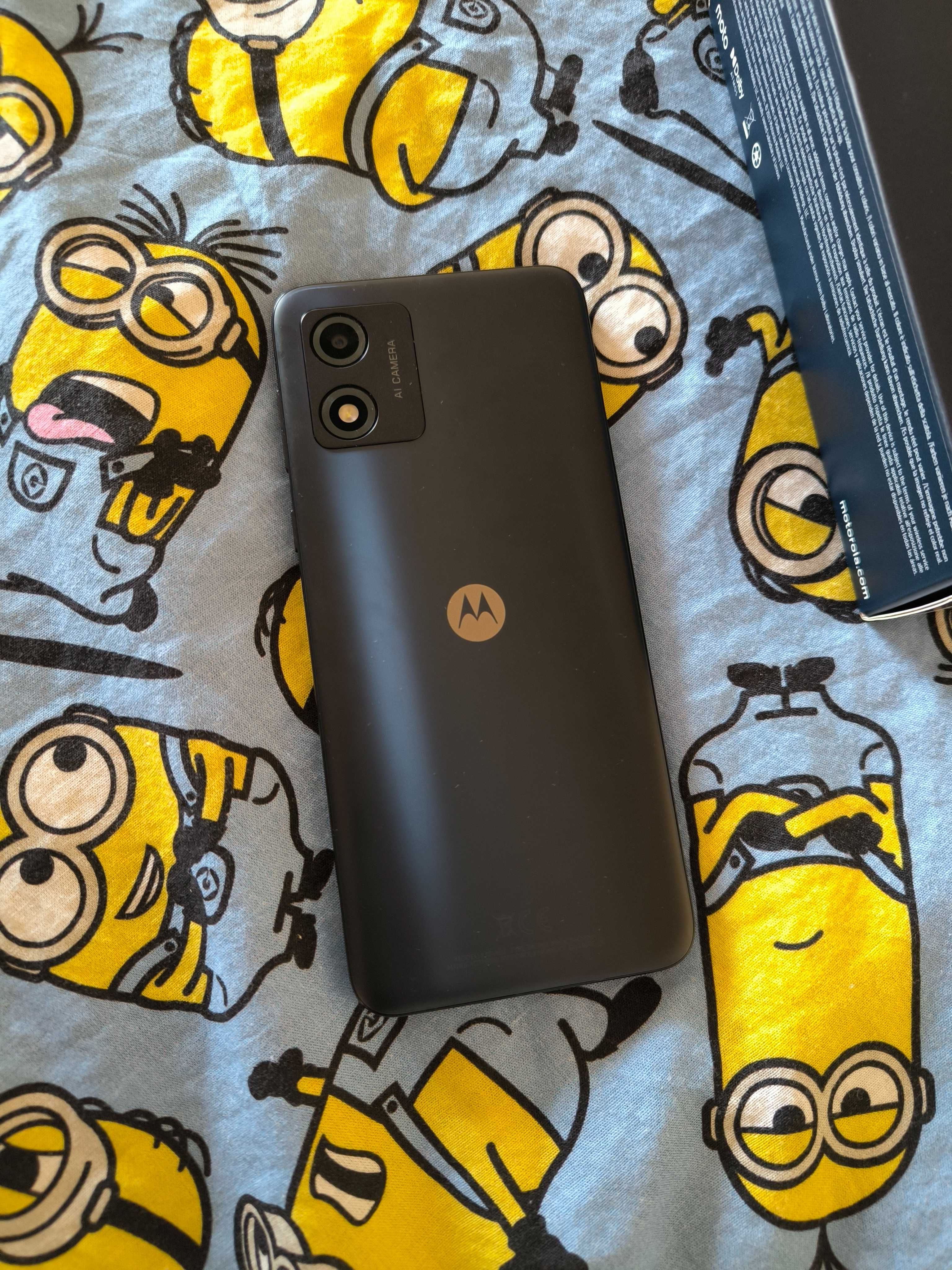 Motorola - moto e13