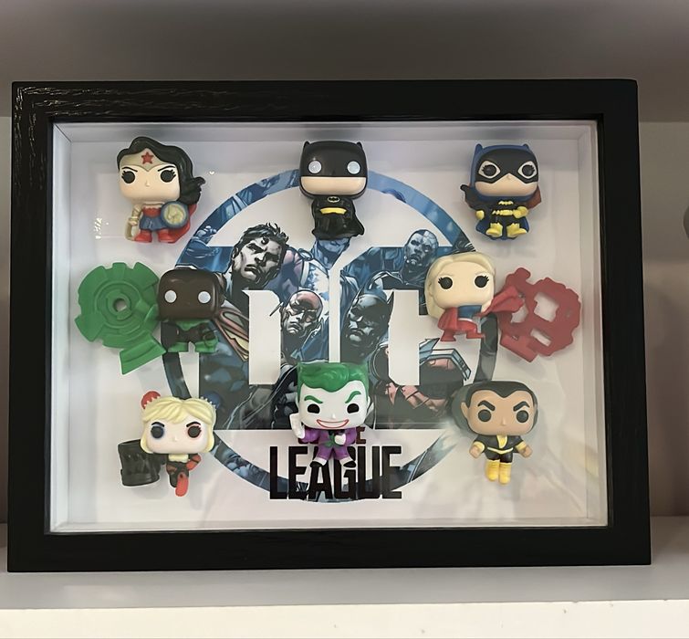 Фигурки DC Kinder joy/киндер джой сюрприз