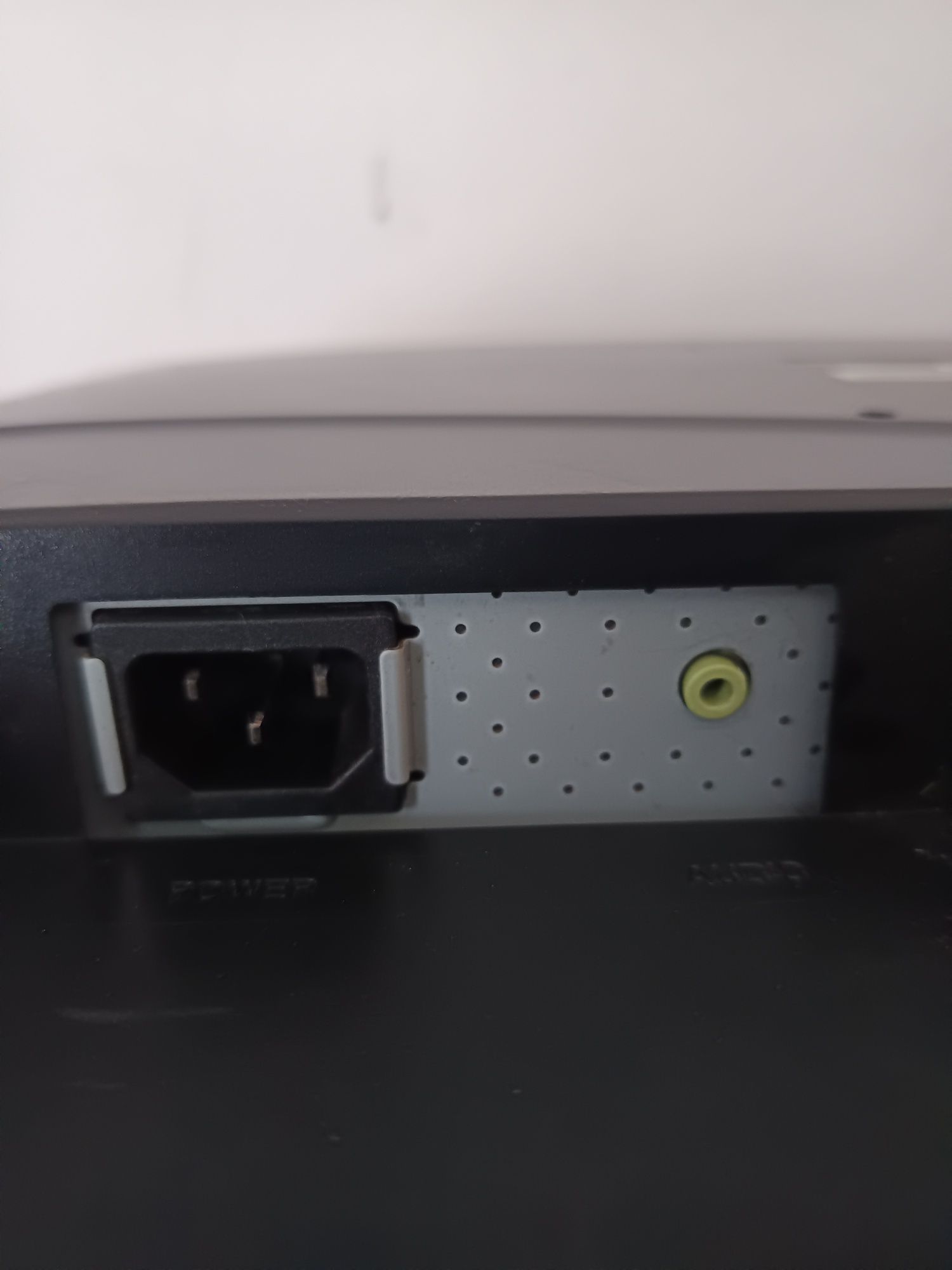 Monitor FUJITSU.
