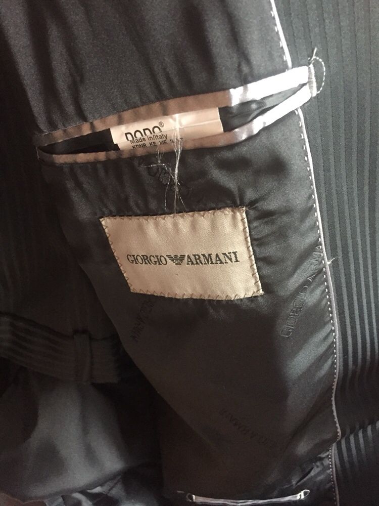 Costum Giorgio Armani ,bărbați
