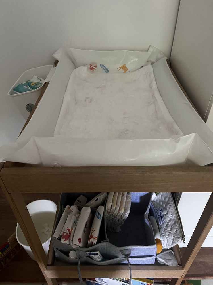 Masa de schimbat Ikea