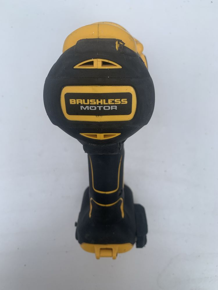 DeWALT DCD 996 /винтоверт/безчетков трискоростен