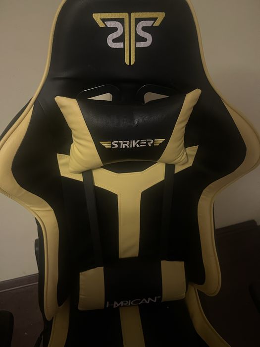 Геймърски стол striker