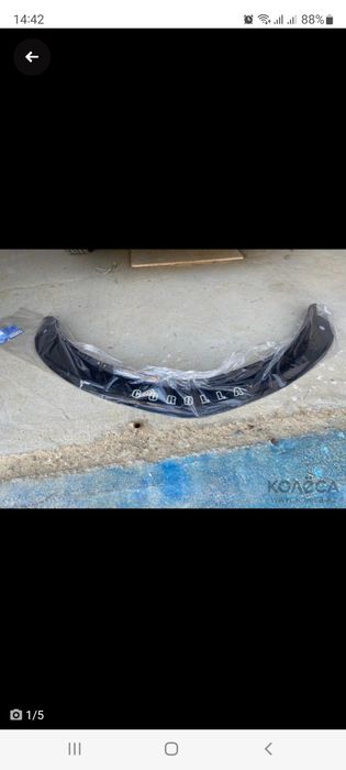 Мухобойник тойото королла