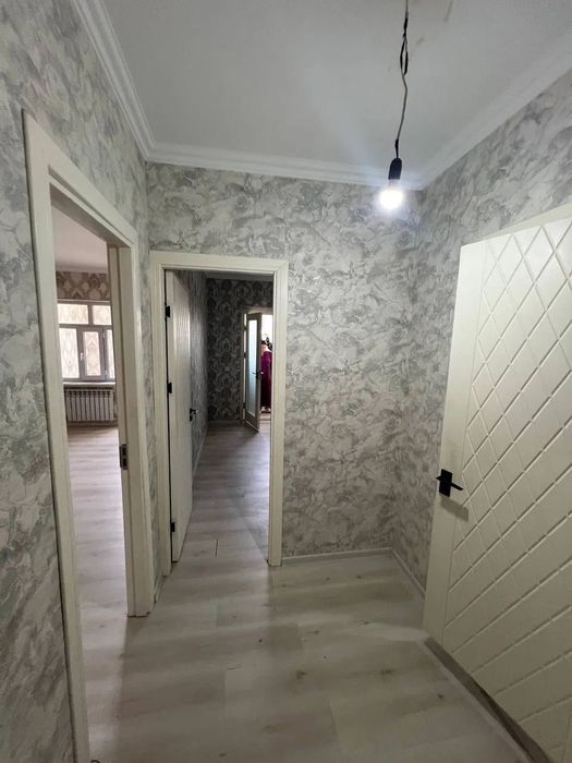 Яшнабадский район, 
улица Корасув.
Квартира бывшее общежитие