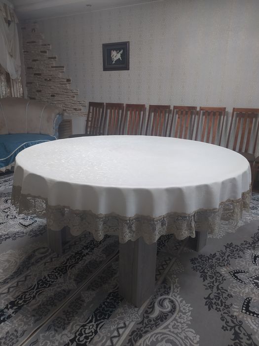 Продается стол в хорошем состоянии