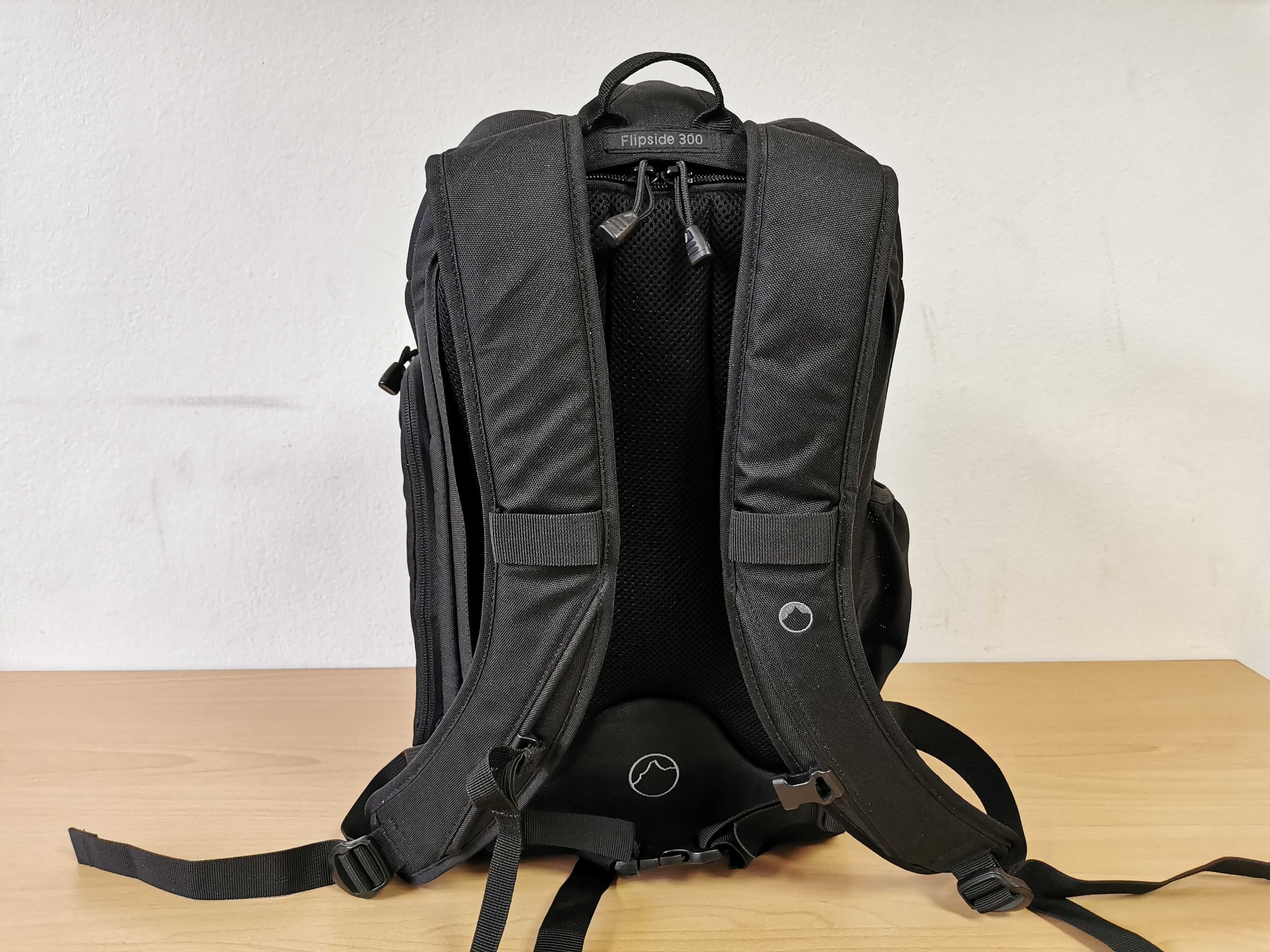 Lowepro Flipside 300 чанта - раница за фотоапарат