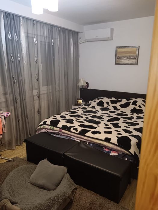 Apartament 3 camere et 1/4 + parcare + loc boxa/centrala/ proprietar.